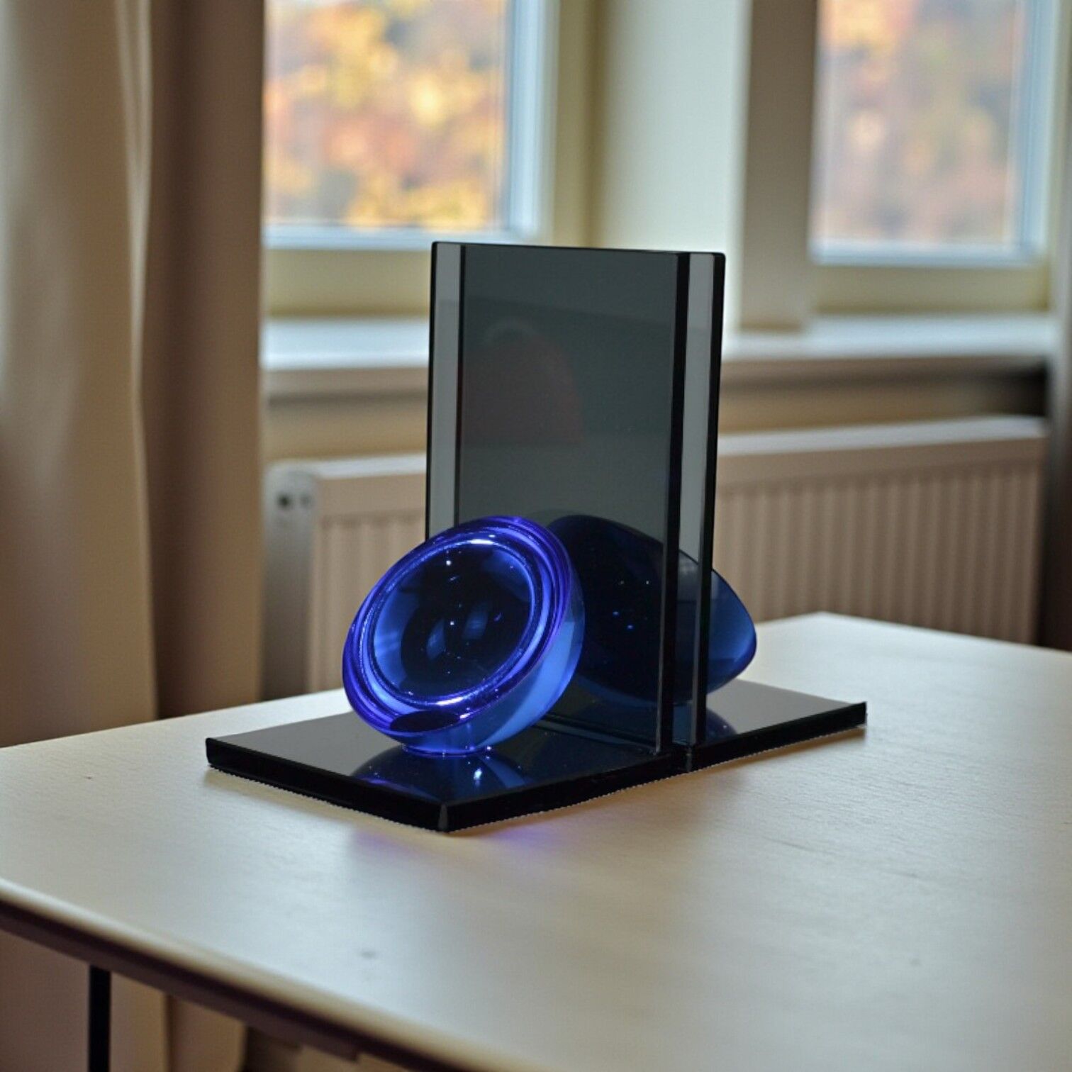 L Yarım Küre Kitap Tutucu Füme Cam - Mavi